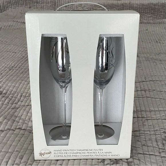 Cypress Home Wedding Day Décor Mr. and Mrs. Champagne Flutes - BRAND NEW!!! - Picture 10 of 13